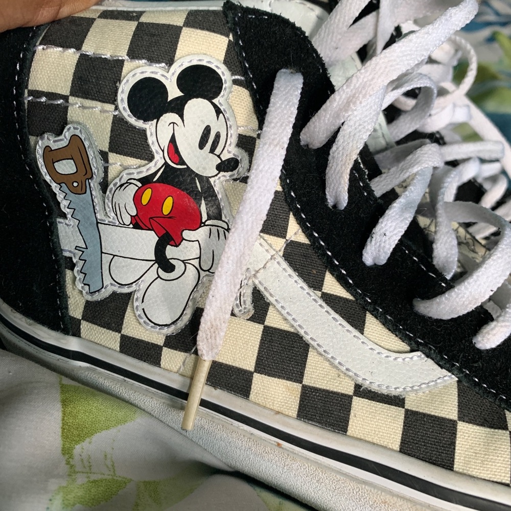 Mickey mouse Vans - Picture 2 of 5